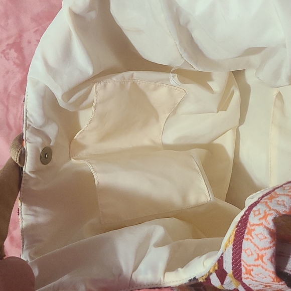 Super cute bag! - Picture 5 of 7